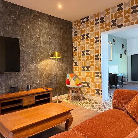 Maison Sur Les Hauteurs De La Pouzauges