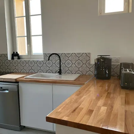 Maison Sur Les Hauteurs De La Holiday home