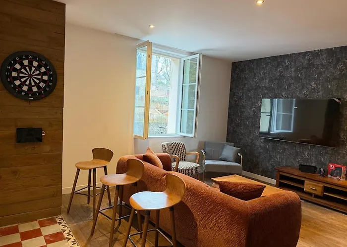 Maison Sur Les Hauteurs De La Pouzauges