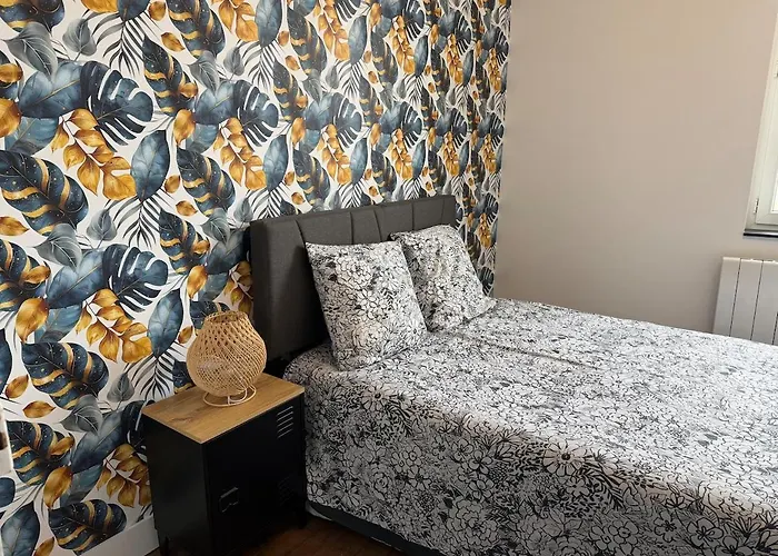 Maison Sur Les Hauteurs De La * Pouzauges