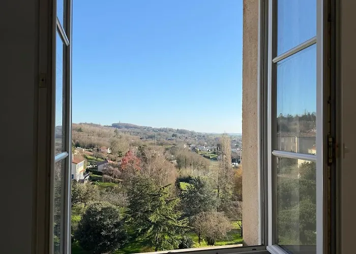 Hébergement de vacances Maison Sur Les Hauteurs De La *