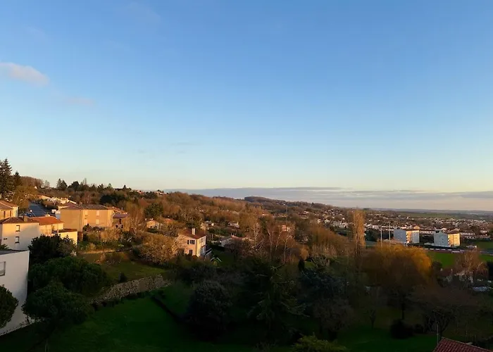 Maison Sur Les Hauteurs De La